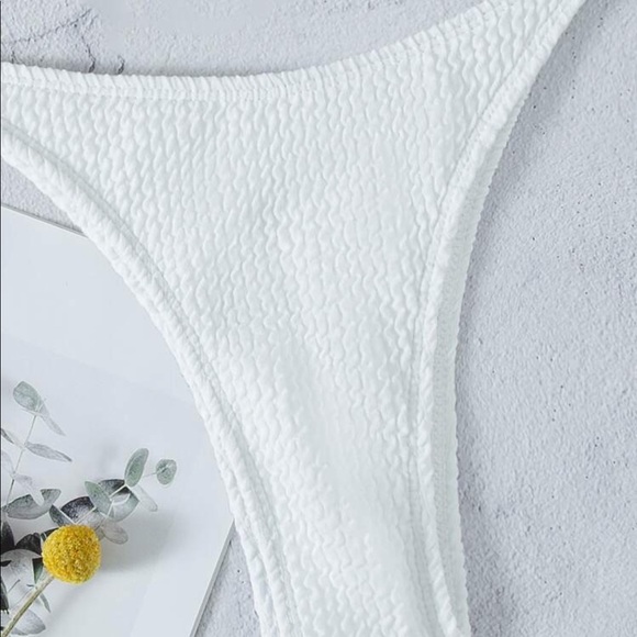 Plain white swim suit bottoms from shein size (xs) never worn - Picture 3 of 4